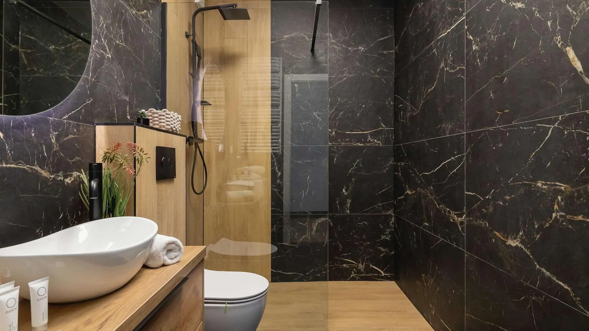 Apartment Jasny Apartament Z Umeblowanym Balkonem W Krakowie Blisko Stawu By Noclegi Renters