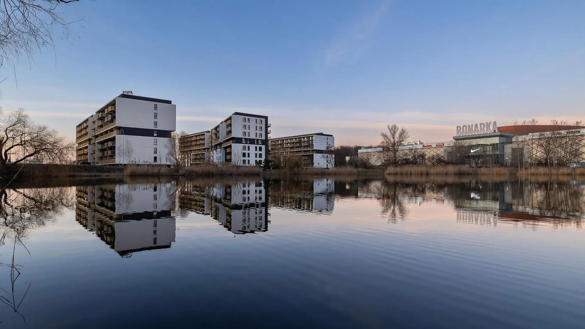 Apartment Jasny Apartament Z Umeblowanym Balkonem W Krakowie Blisko Stawu By Noclegi Renters